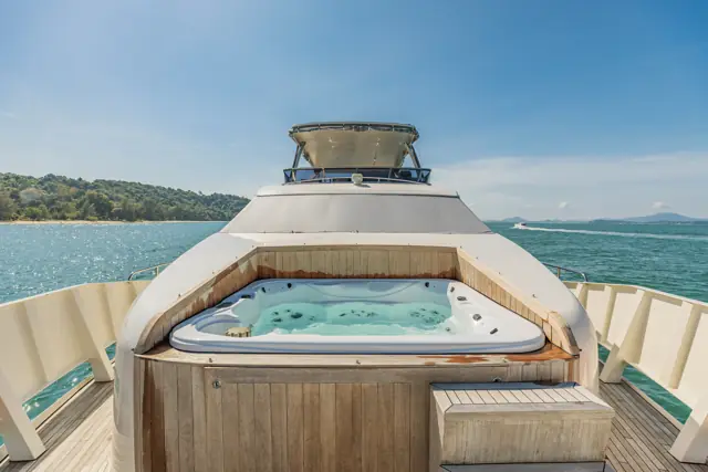 Beluga 88, a yacht under the management of Horizon Cruises Phuket